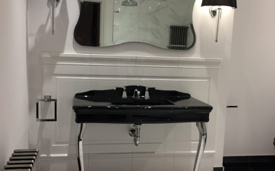 Ornate wet room with featured tiling detail